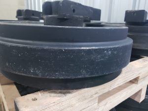 Rueda Tensora Kobelco SK200-3-4 SK210- 6-6E