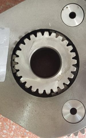 Carrier inferior - Motor de giro - Case 130