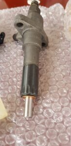Inyectores motor Isuzu 6BG1