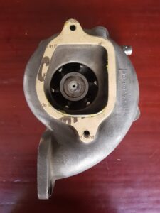 Bomba de agua, motor Isuzu 6WG1, Hitachi Zaxis 450